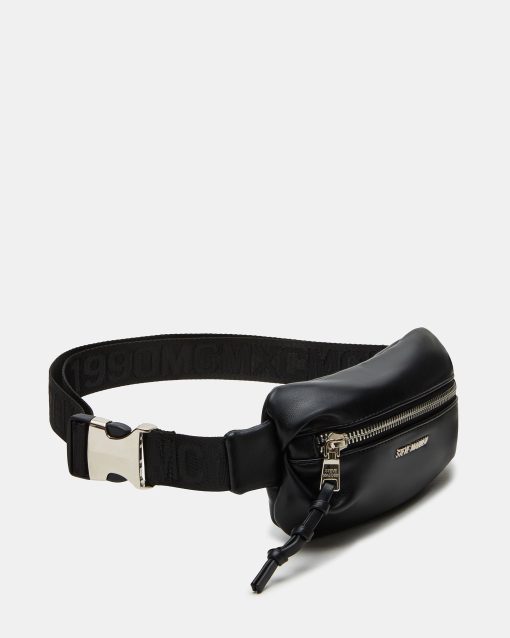 PLEATED BAGUETTE BELT BAG BLACK - Image 4