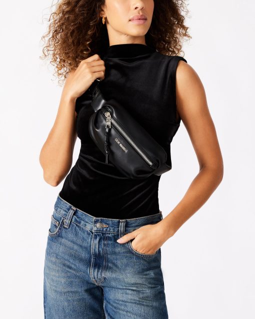 PLEATED BAGUETTE BELT BAG BLACK - Image 2