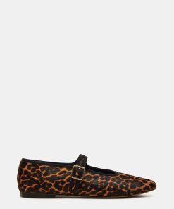 DREAMING LEOPARD