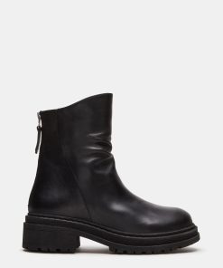 ESSENTIAL BLACK LEATHER