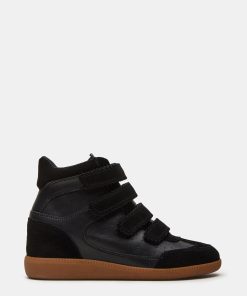 MUSTANG BLACK SUEDE